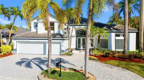 1113 SW 156th Terrace Pembroke Pines FL 33027