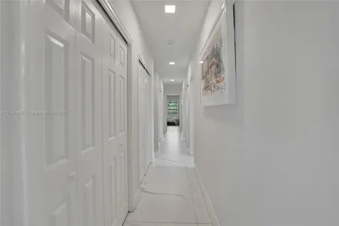 3630 N 55th Avenue Hollywood FL 33021