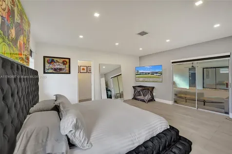 3630 N 55th Avenue Hollywood FL 33021