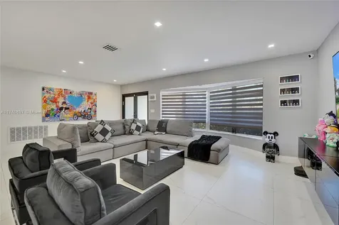 3630 N 55th Avenue Hollywood FL 33021