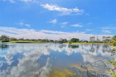 3630 N 55th Avenue Hollywood FL 33021