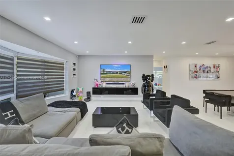 3630 N 55th Avenue Hollywood FL 33021