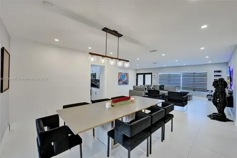 3630 N 55th Avenue Hollywood FL 33021