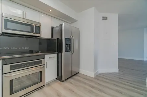 3530 Mystic Pointe Drive Aventura FL 33180