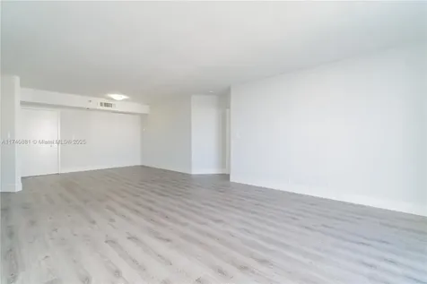 3530 Mystic Pointe Drive Aventura FL 33180