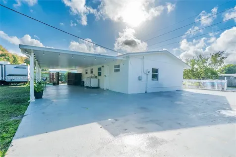 2901 NW 179th Street Miami Gardens FL 33056