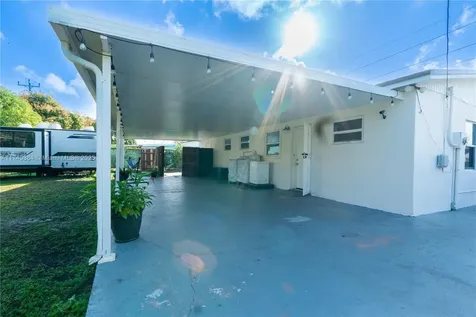 2901 NW 179th Street Miami Gardens FL 33056