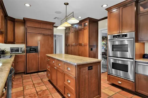 1460 Agua Avenue Coral Gables FL 33156