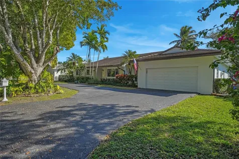1460 Agua Avenue Coral Gables FL 33156