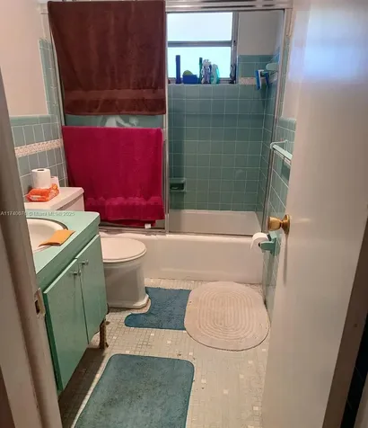 17090 NE 14th Avenue Miami FL 33162