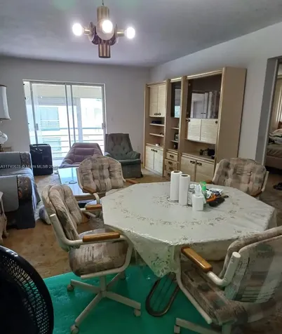 17090 NE 14th Avenue Miami FL 33162