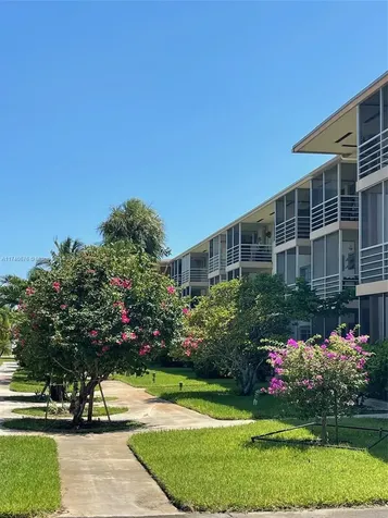 17090 NE 14th Avenue Miami FL 33162