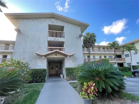 17090 NE 14th Avenue Miami FL 33162