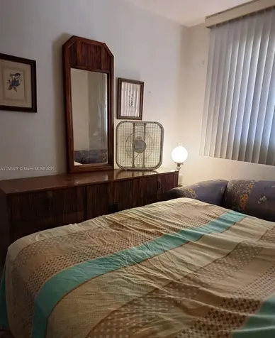 17090 NE 14th Avenue Miami FL 33162