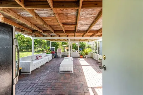 1660 W Breezy Lane West Palm Beach FL 33417