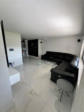 11225 SW 50th Terrace Miami FL 33165