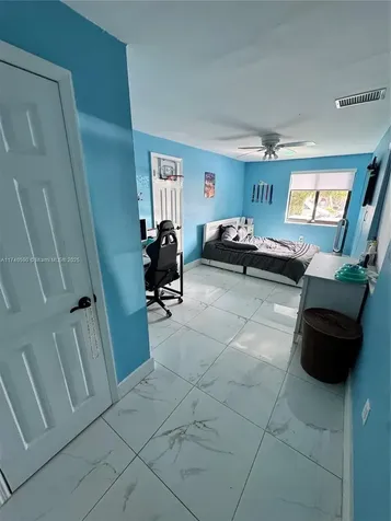 11225 SW 50th Terrace Miami FL 33165