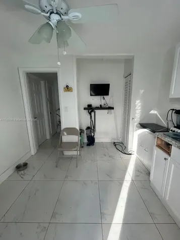 11225 SW 50th Terrace Miami FL 33165