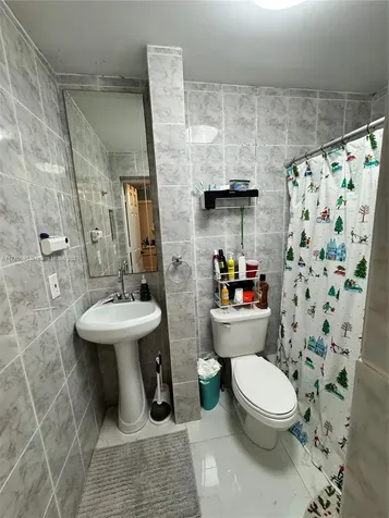 11225 SW 50th Terrace Miami FL 33165
