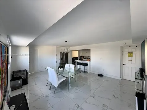 11225 SW 50th Terrace Miami FL 33165