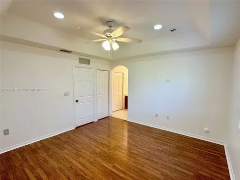 8913 SW 220th Street Cutler Bay FL 33190