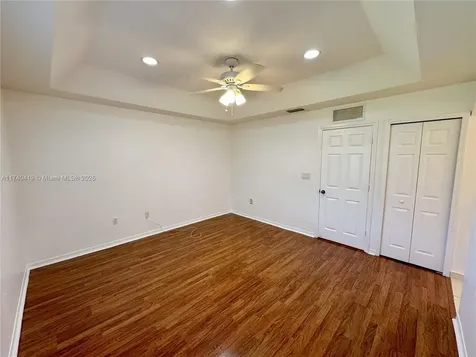8913 SW 220th Street Cutler Bay FL 33190