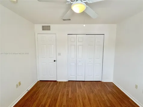 8913 SW 220th Street Cutler Bay FL 33190
