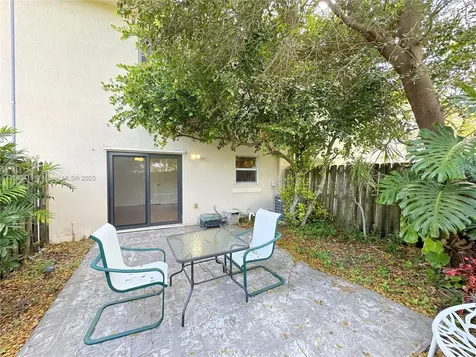 8913 SW 220th Street Cutler Bay FL 33190