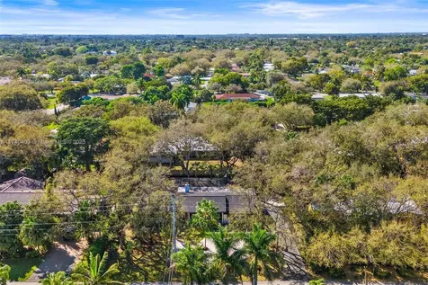 16520 SW 80th Avenue Palmetto Bay FL 33157