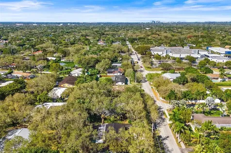 16520 SW 80th Avenue Palmetto Bay FL 33157