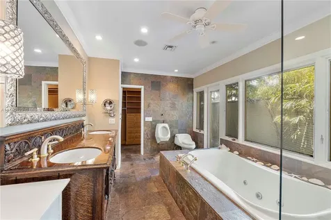 12 Minnetonka Road Sea Ranch Lakes FL 33308