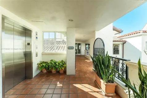 2042 Fisher Island Drive Miami Beach FL 33109