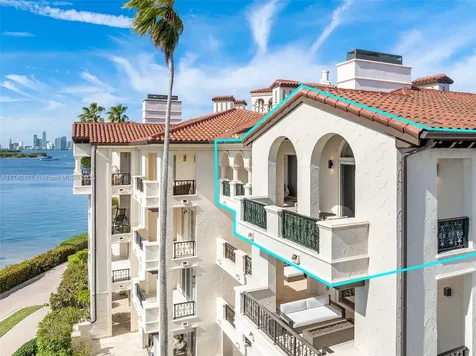 2042 Fisher Island Drive Miami Beach FL 33109