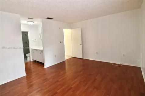 6049 SW 128th Court Miami FL 33183