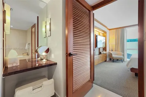 6801 Collins Avenue Miami Beach FL 33141