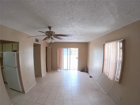 6820 W Flagler Street Miami FL 33144