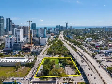 301 SW 8th Street Miami FL 33130