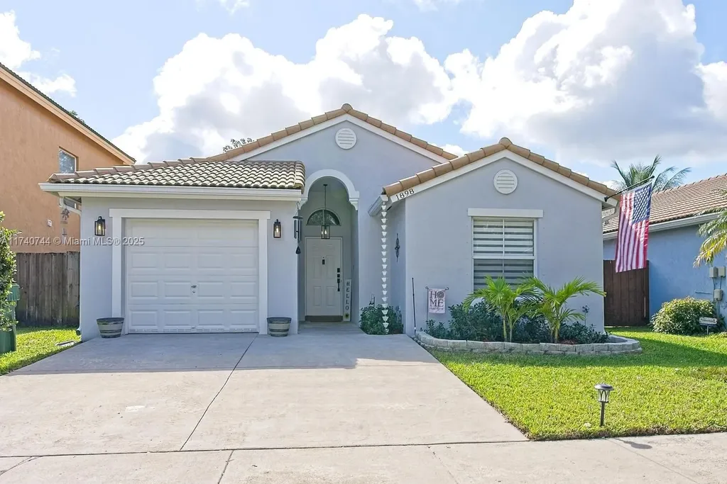 1898 SE 13th Street Homestead FL 33035