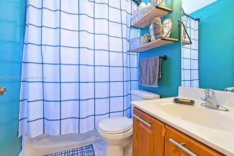 1898 SE 13th Street Homestead FL 33035