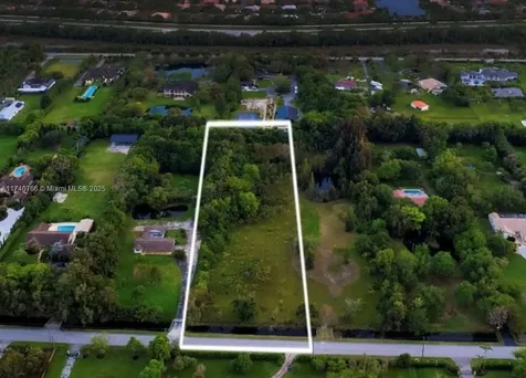 14010 Mustang Trail Davie FL 33330