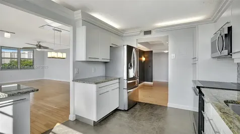 2801 NE 183rd Street Aventura FL 33160