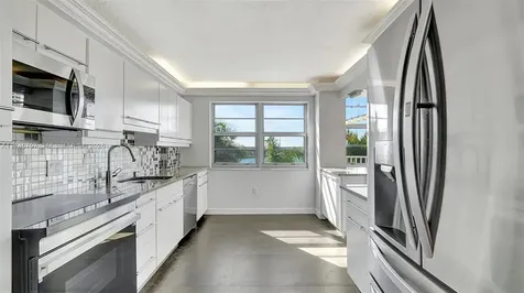 2801 NE 183rd Street Aventura FL 33160