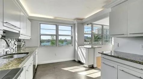2801 NE 183rd Street Aventura FL 33160