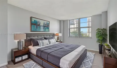 2801 NE 183rd Street Aventura FL 33160