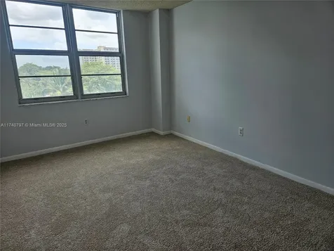 2801 NE 183rd Street Aventura FL 33160