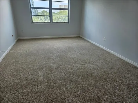2801 NE 183rd Street Aventura FL 33160