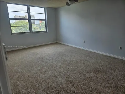2801 NE 183rd Street Aventura FL 33160