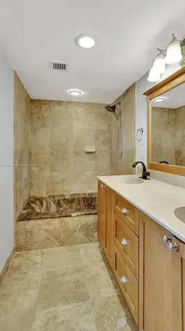 2801 NE 183rd Street Aventura FL 33160