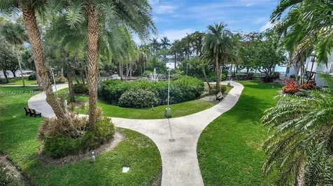 2801 NE 183rd Street Aventura FL 33160