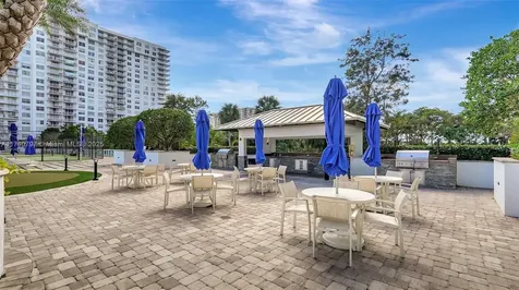 2801 NE 183rd Street Aventura FL 33160